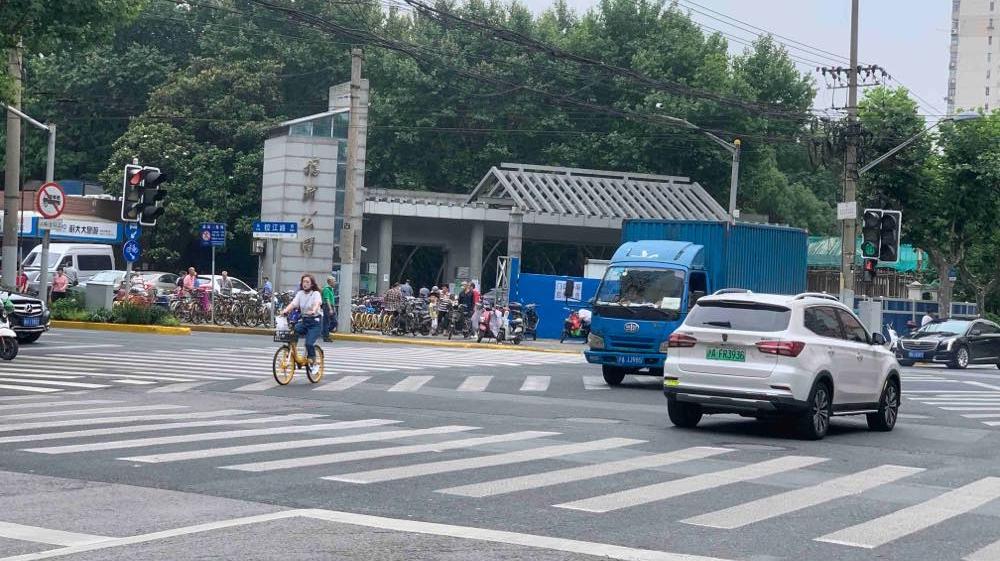【控江一村】小区周边有哪些购物娱乐及餐饮场所?
