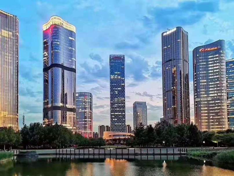望京绿地中心中国锦小户型精装修带家具 交通便利直接入住